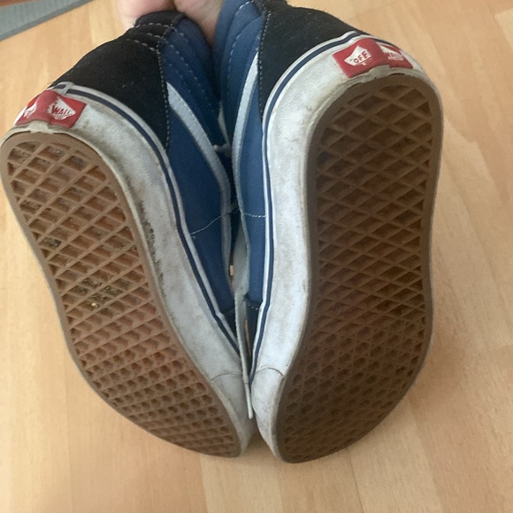 blue and black hightop vans - Picture 6 of 7